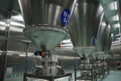 羊奶粉为国产奶粉市场带来新气象