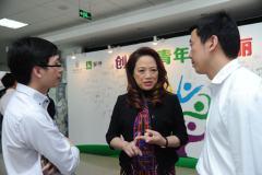 蒙牛奶总裁孙伊萍邀请农大学子为中国乳业发展贡献力量