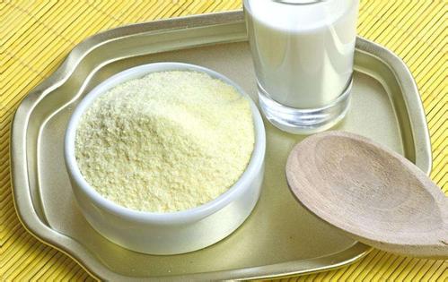 全脂奶粉与脱脂奶粉哪个更健康？