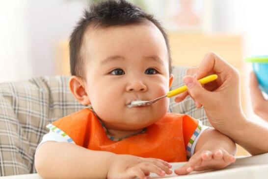 为什么说婴幼儿配方奶粉才是宝宝最佳的选择？