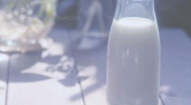 环保意识带火玻璃瓶装牛奶
