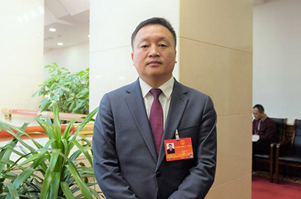 吴喜春代表：打造全产业链生态圈 推动自治区乳业高质量发展