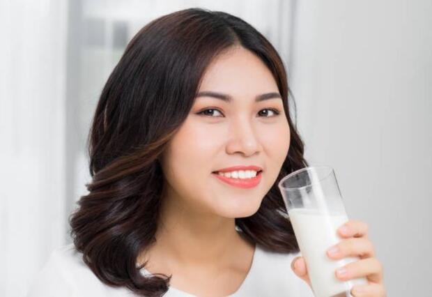 喝牛奶和不喝牛奶的女性身体有什么区别？