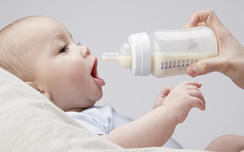 宝妈一定要注意！奶粉没冲对可能导致宝宝肠坏死