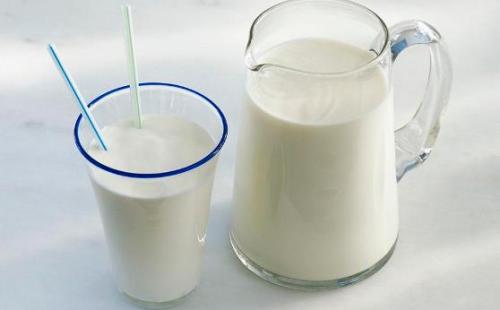 牛奶供需形势分析：预计6月国内奶价止跌趋稳