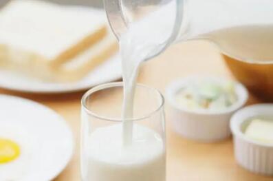 高蛋白低温奶，每日优鲜推出朝暮牛奶，上线一周成销售冠军