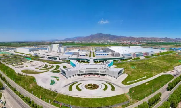 伊利全球智能制造产业园获评“2022年国家旅游科技示范园区”称号