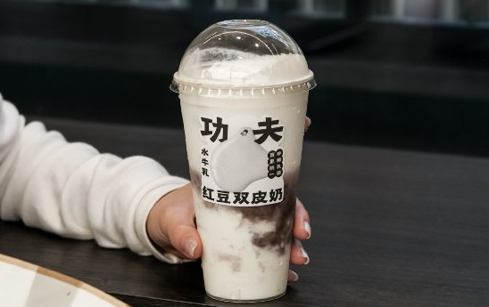 喜茶上新水牛乳双拼波波，带来全新真牛乳风味