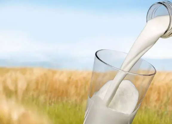 空腹可以喝牛奶吗，关于喝牛奶的一些正确方法