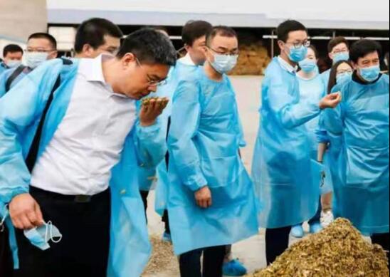河北奶协推进“社会化服务平台建设” 解决奶农技术难题